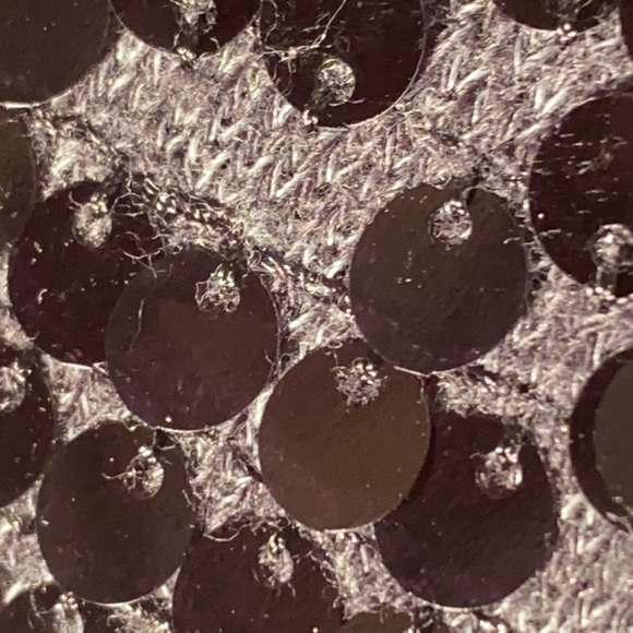 AERIE - grey short slv sweater w black sequins around the neck & shoulders - M - Picture 13 of 16